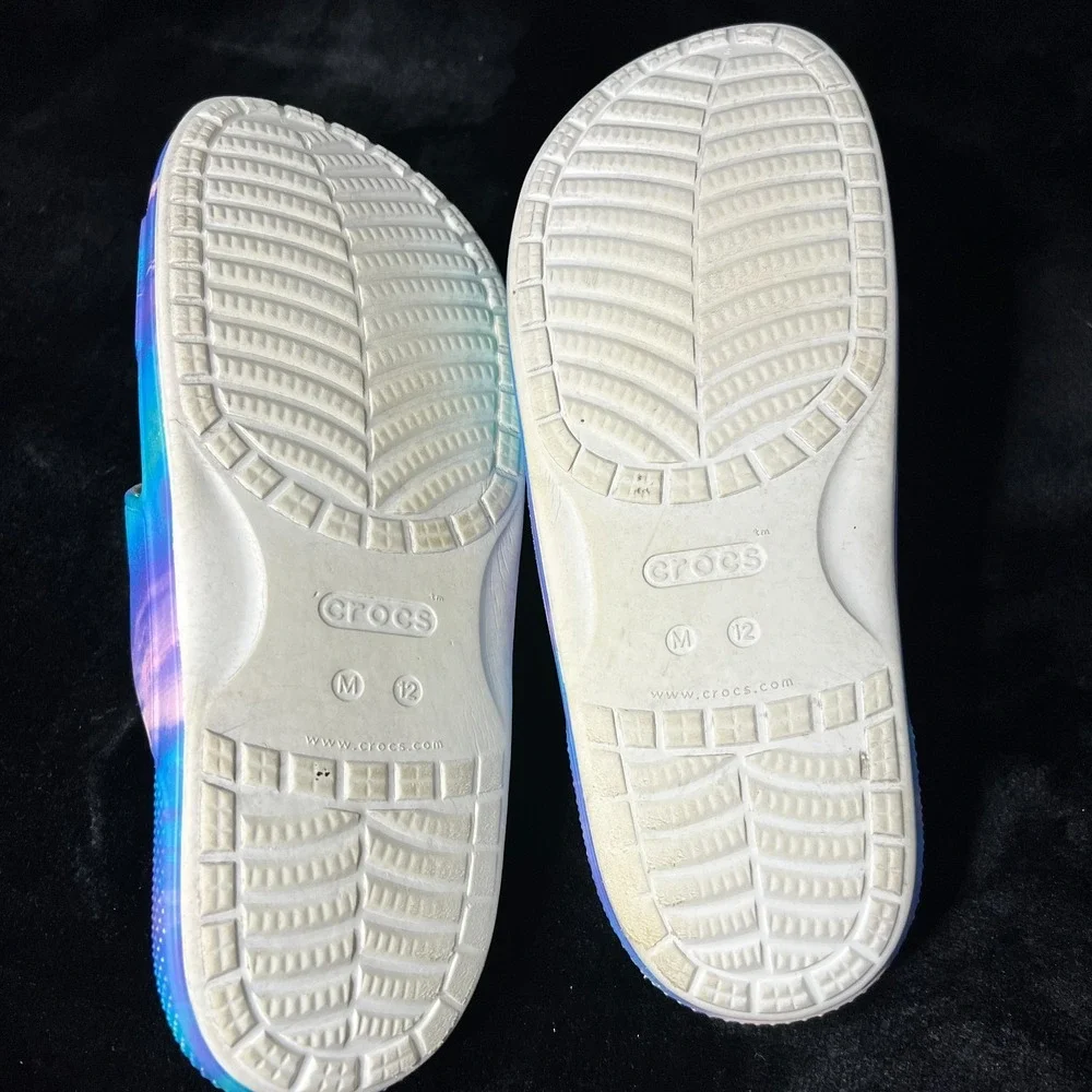 Crocs Classic Out of This World Mens 12 Slip On Sandal Blue Purple Tie Dye Slide